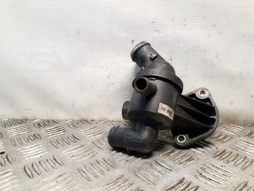 Thermostat 03L121111AE