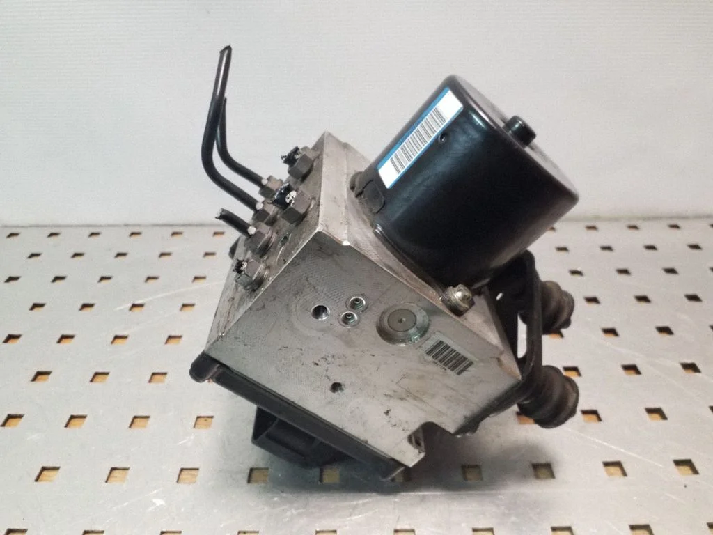 ABS block – Volkswagen Passat B6 (2005-2010)
