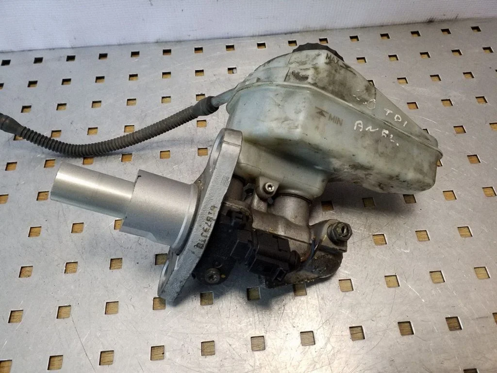 Master brake cylinder – Seat Altea XL (2004-2015)