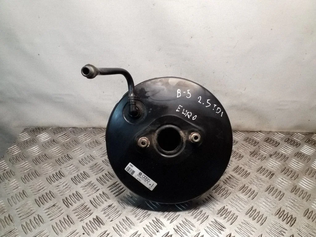 Bremžu pastiprinātājs 8D0612105G