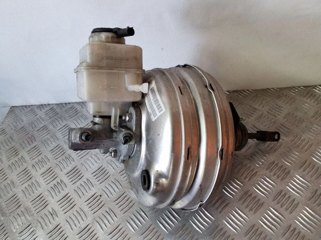 Brake booster LAC115