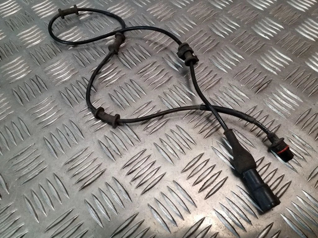 ABS brake wheel speed sensor 8W832C204AB