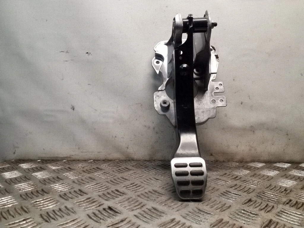 Brake pedal 1K2721057AP