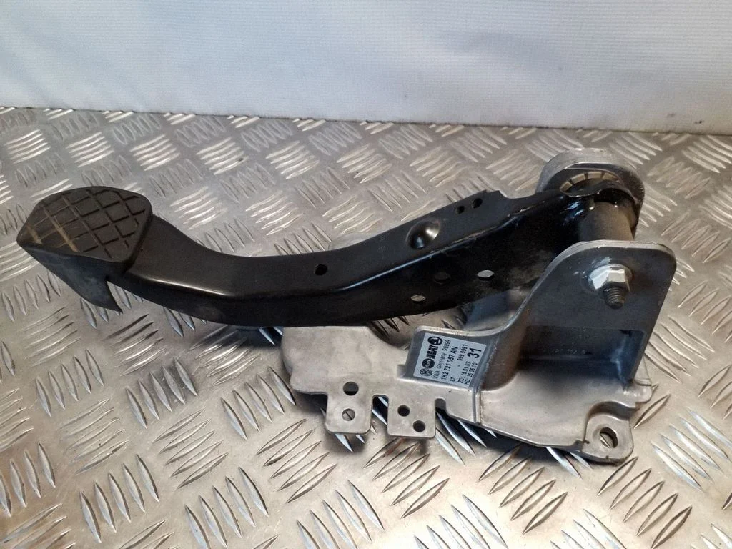 Piduripedaal – Skoda Yeti (5L) (2009-2017)