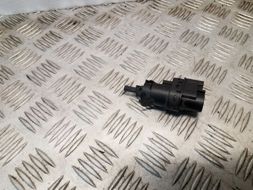 Piduripedaali andur 3M5T13480AC