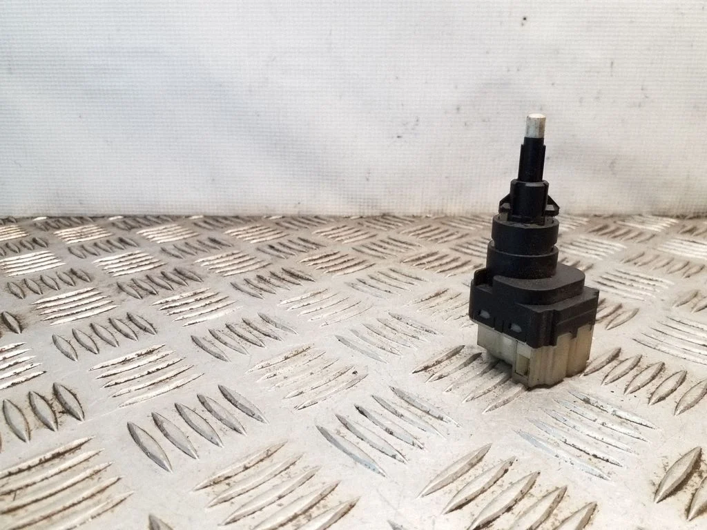 Bremžu pedāļa sensors 52500533