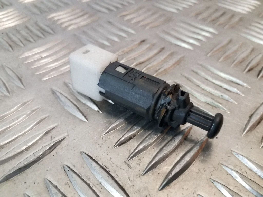Bremžu pedāļa sensors – BMW 3. sērija E46 (1998-2005)