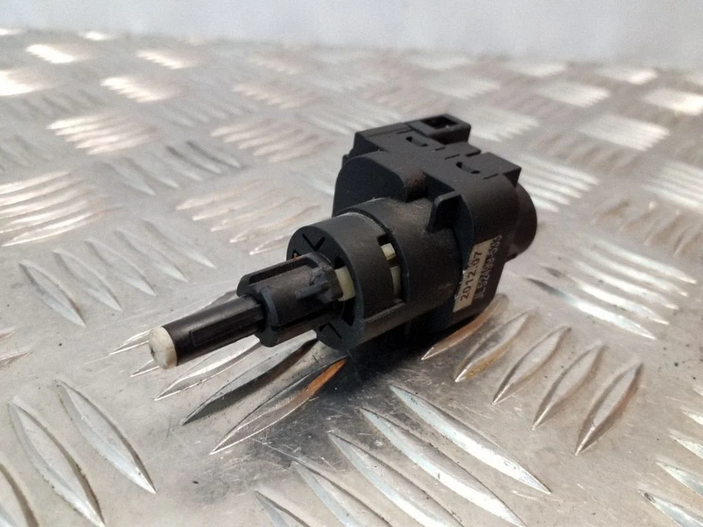 Brake pedal sensor switch JL52499533