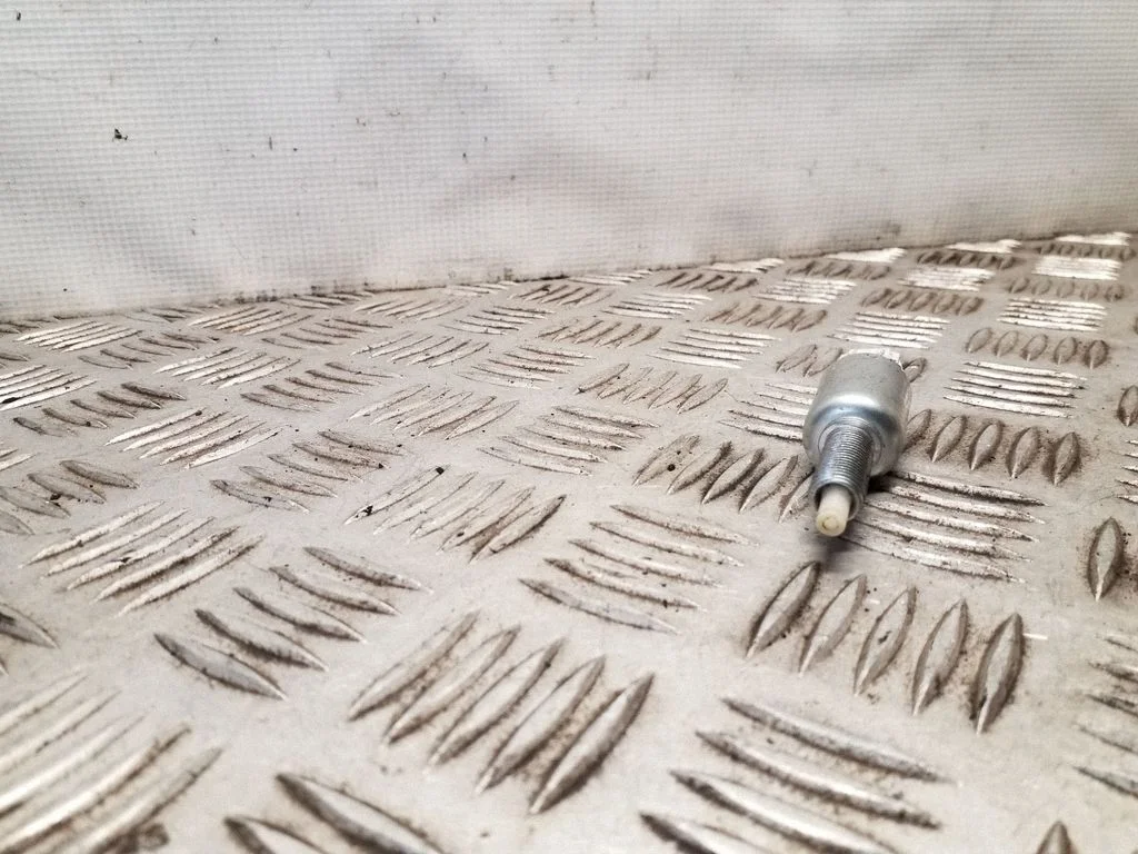 Brake pedal sensor switch
