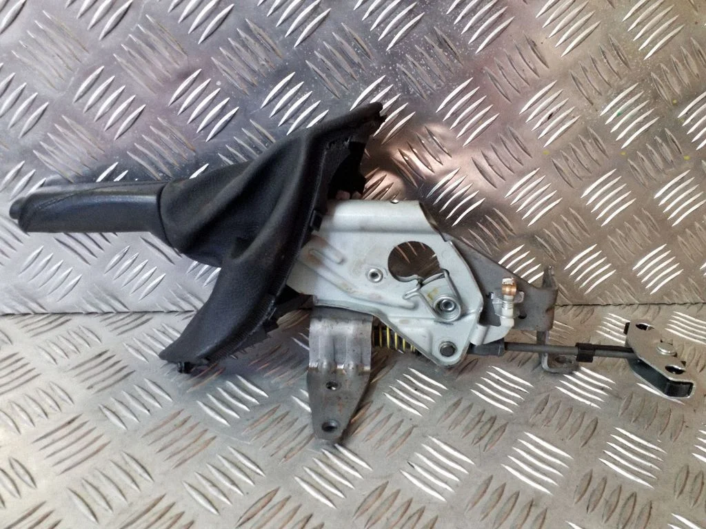 Handbrake/parking brake lever assembly – BMW 1 Series F20 F21 (2011-2019)