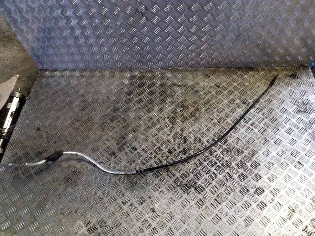 Handbrake/parking brake wiring cable – Volkswagen Touran II (2010-2016)