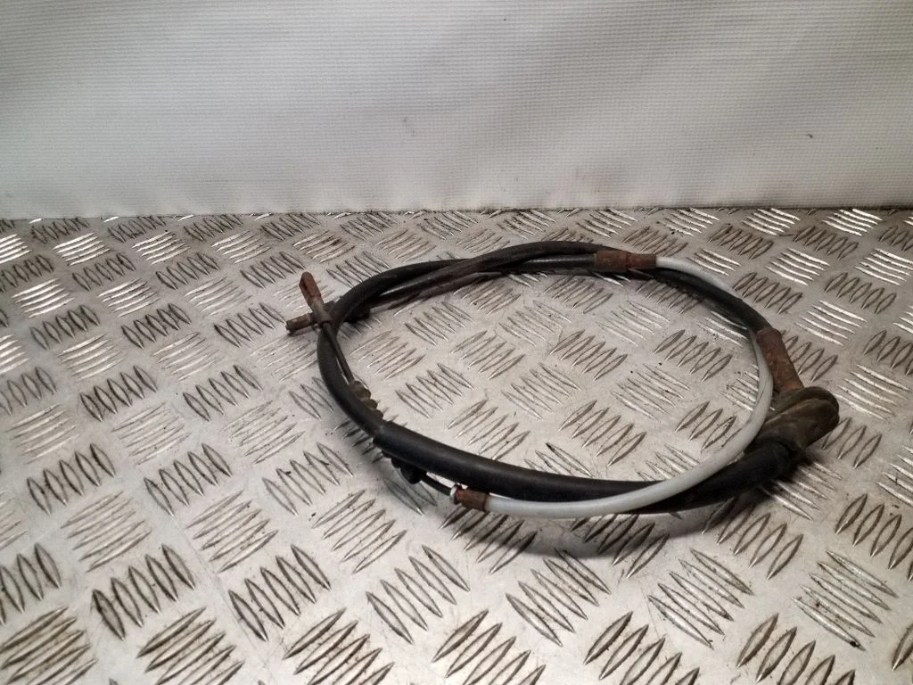 Handbrake/parking brake wiring cable – right