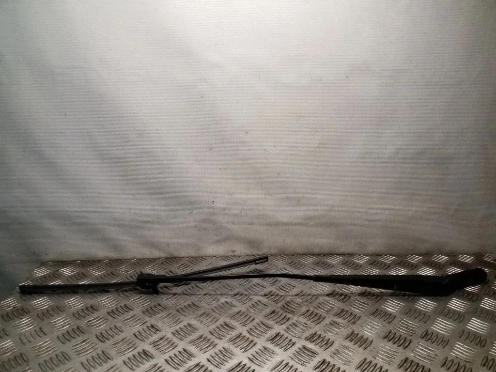 Front wiper blade arm 1Z2955409A