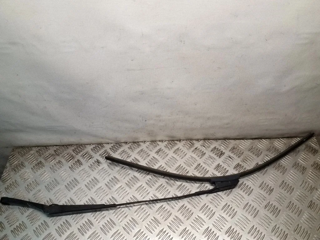 Priekšējā stikla tīrītāja svira 13250425