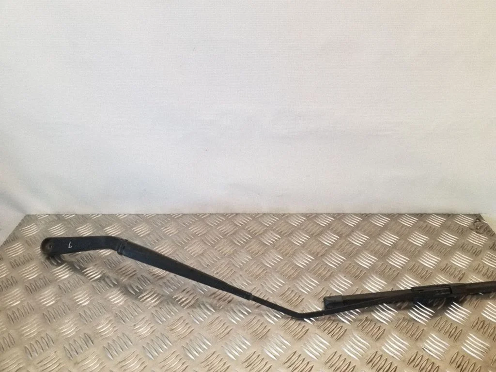 Priekšējā stikla tīrītāja svira W000014869