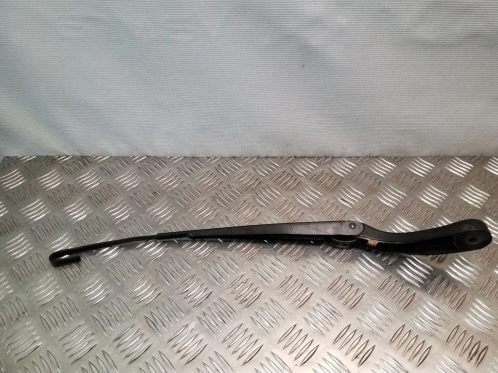 Esiklaasi kojameeste kang 166355AXX – Saab 9-3 Ver2 (2003-2007)