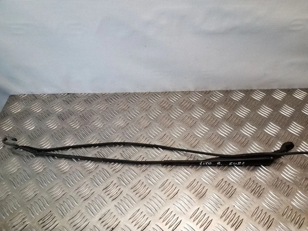 Front wiper blade arm – Mercedes-Benz Vito Viano W638 (1996-2003)