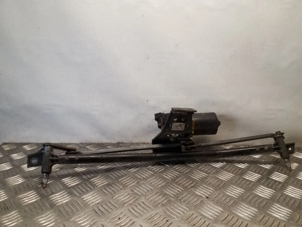Front wiper linkage and motor 0390241097