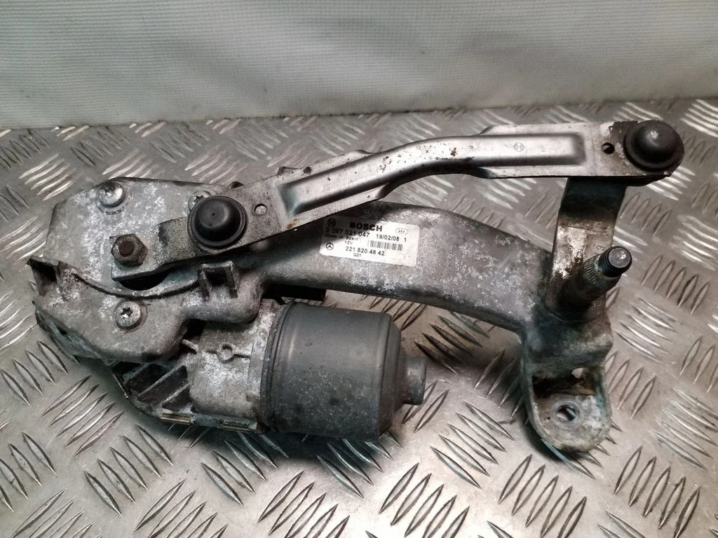Front wiper linkage and motor 2218204642