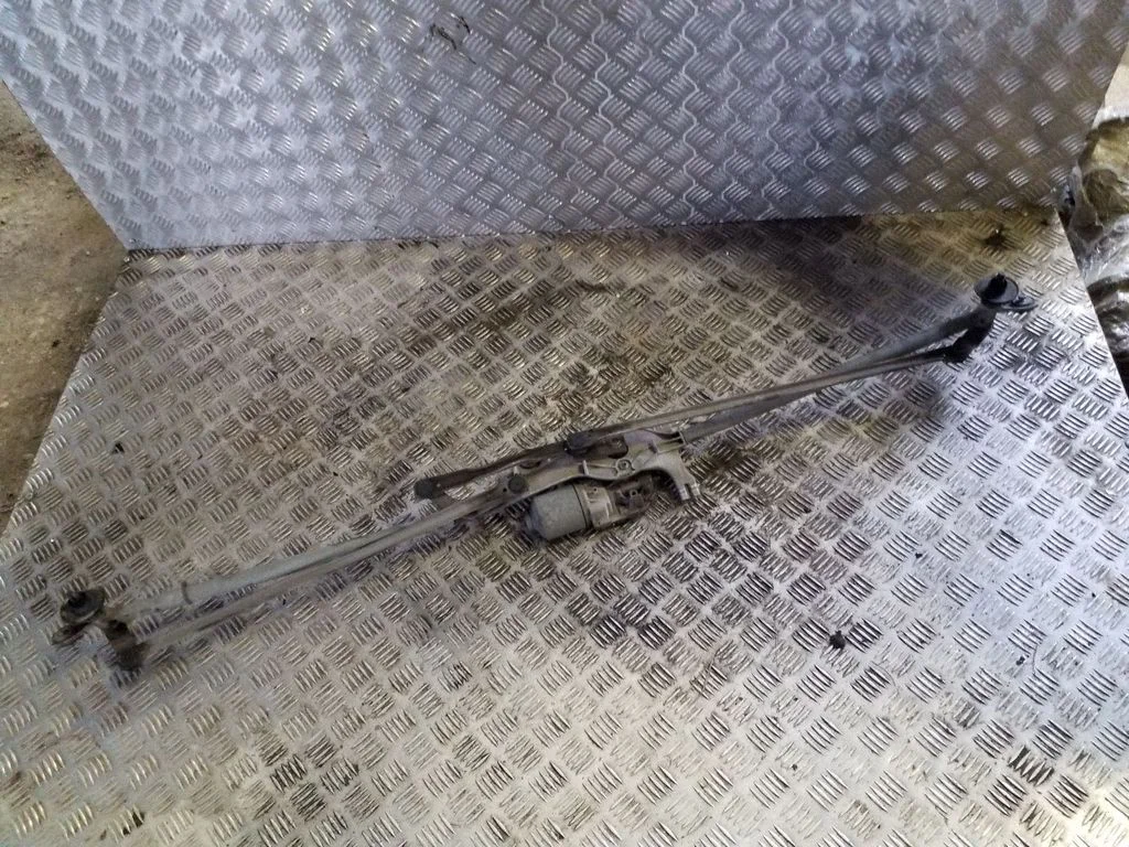 Mechanizm wycieraczek z silniczkiem 13262436