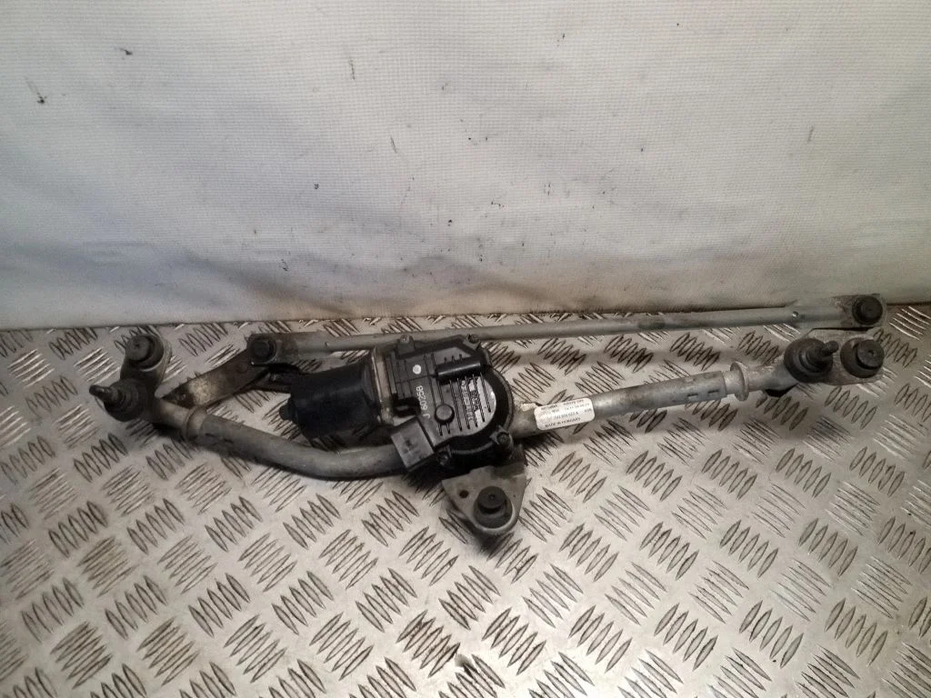 Front wiper linkage and motor 3V2955023A