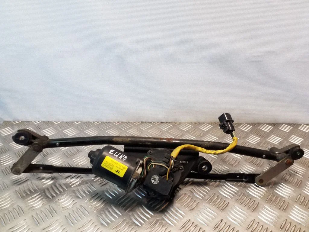 Front wiper linkage and motor – Hyundai Santa Fe (2000-2006)