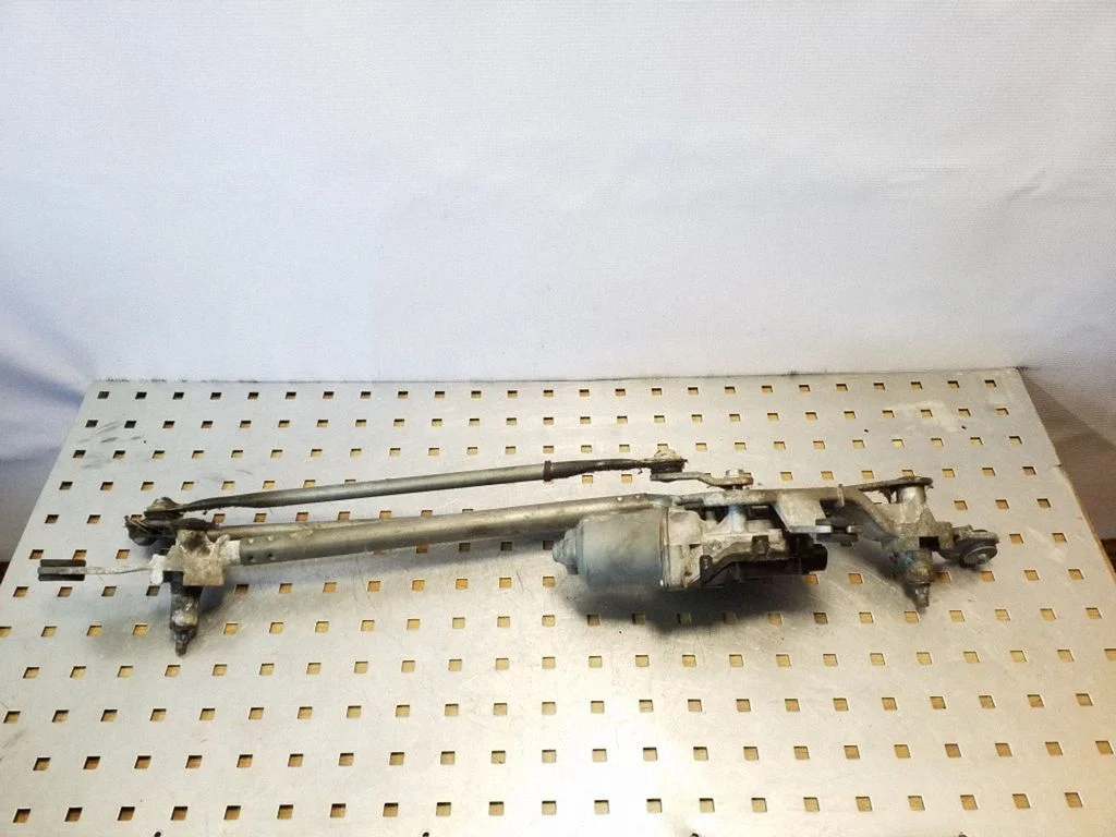 Front wiper linkage and motor 3811065J10