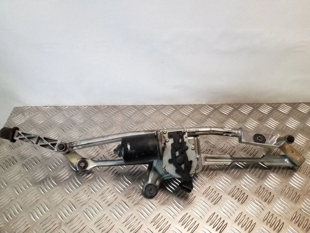 Front wiper linkage and motor 182383
