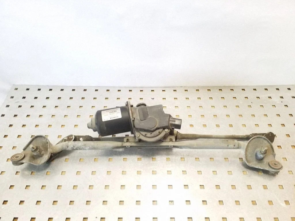 Kojameeste mehhanismi komplekt – Toyota Avensis T250 (2003-2006)