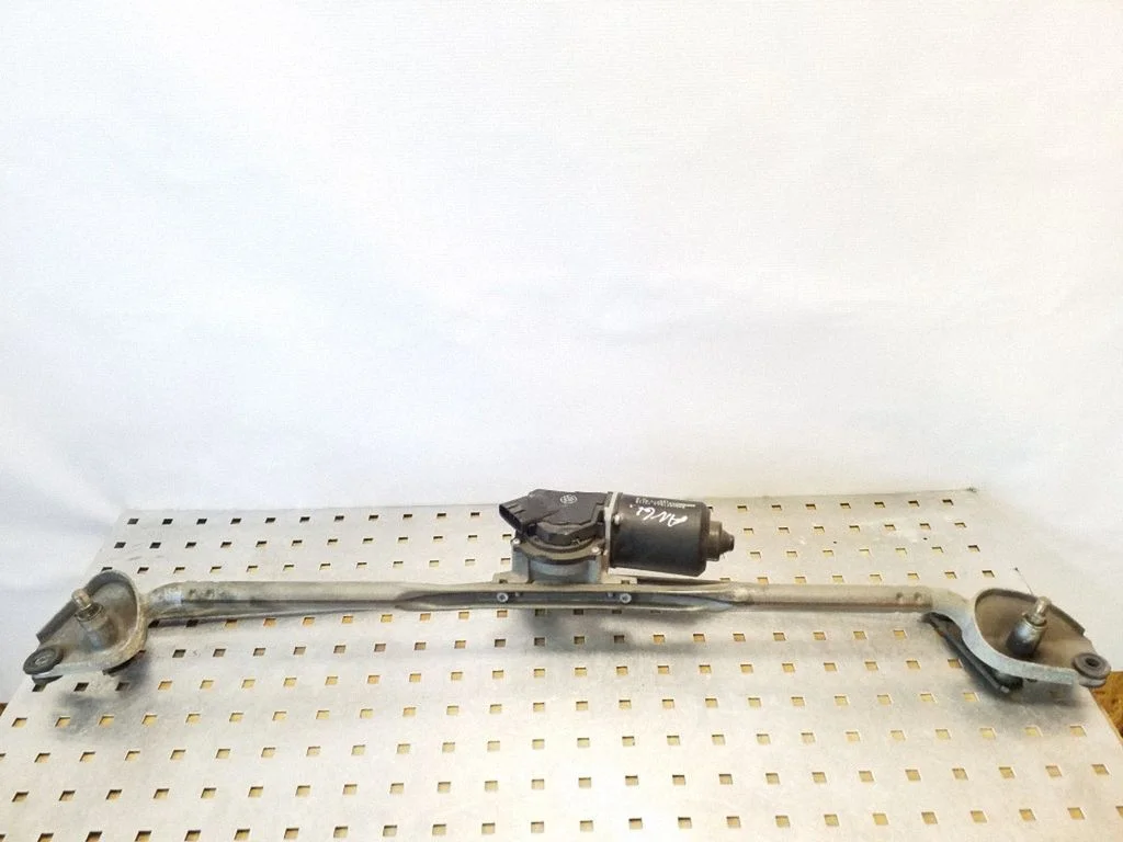 Mechanizm wycieraczek z silniczkiem 04805716AA