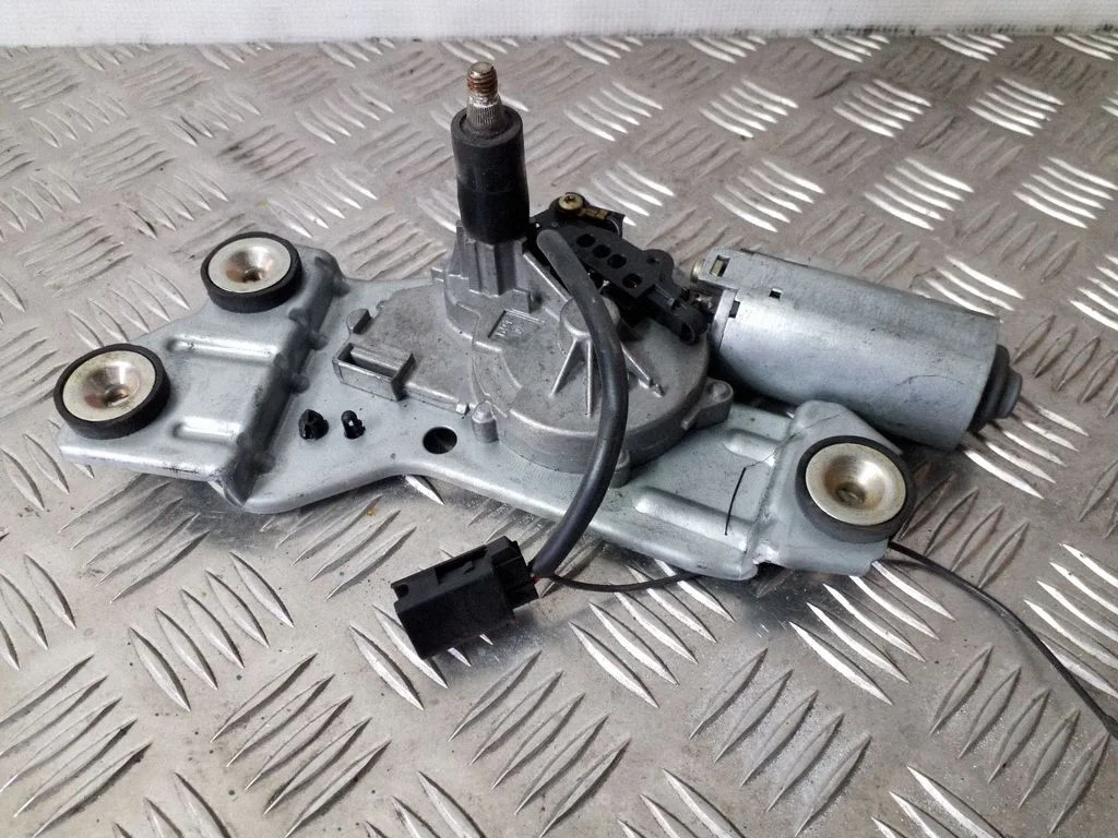 Rear window wiper motor – Ford Focus C-MAX (2003-2010)
