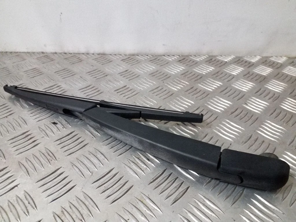Rear wiper blade arm AM5117406BA