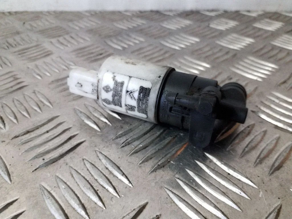 Windscreen/windshield washer pump 8200067015