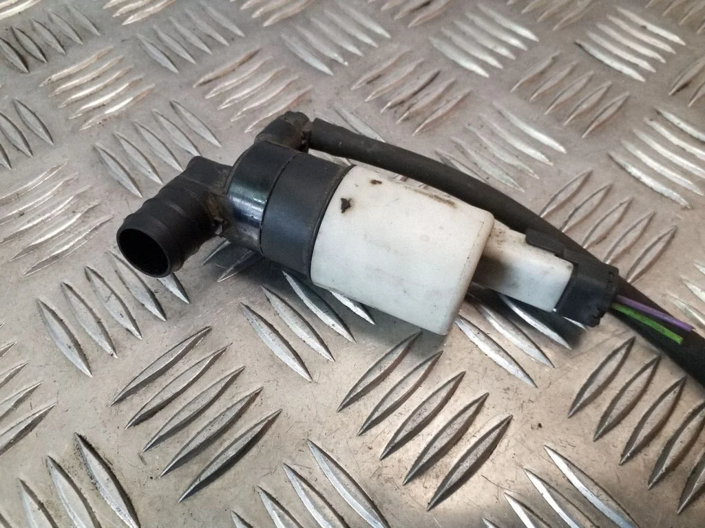 Windscreen/windshield washer pump 8200067015