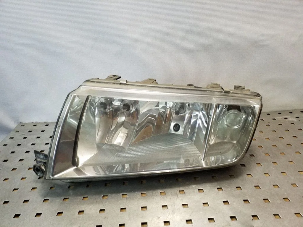 Headlight/headlamp 246365