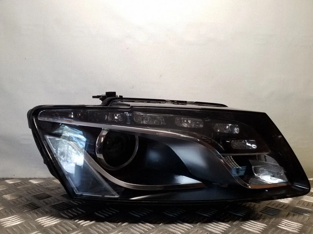 Reflektor 8R0941004AG