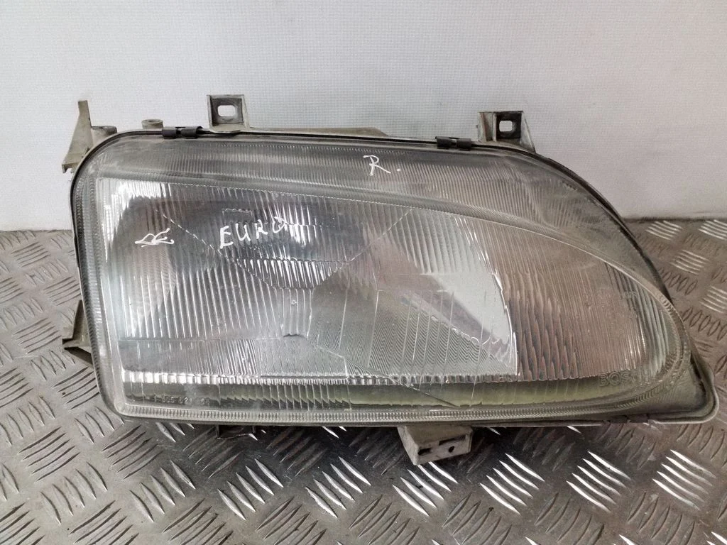 Headlight/headlamp – Ford Galaxy (1995-2000)