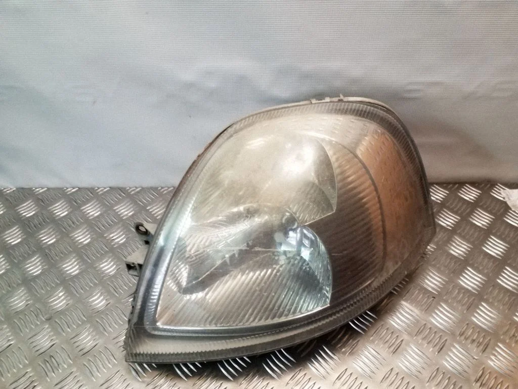 Priekšējais lukturis 8200163519