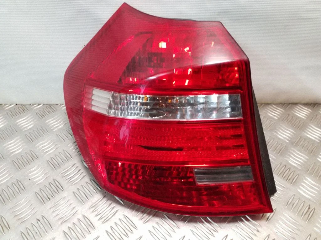 Rear/tail lights 7164955
