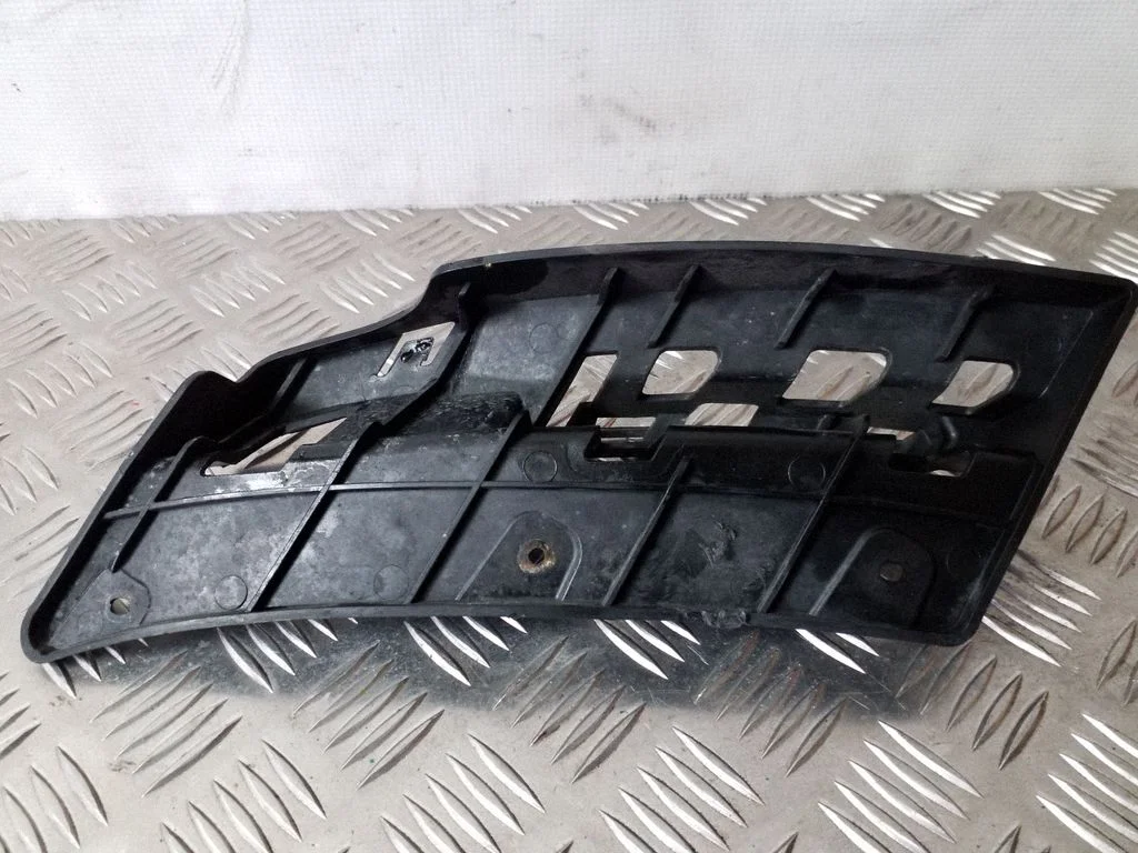 Headlight/headlamp mounting bracket 95127320