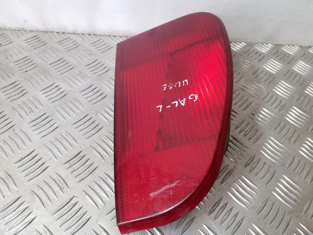 Lampa tylna w klapie 294501