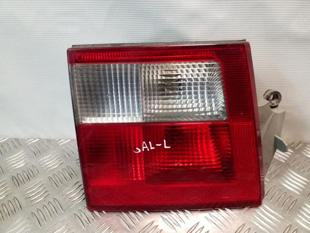 Tagatuli luugil 5142278 – Saab 9-5 (1998-2005)