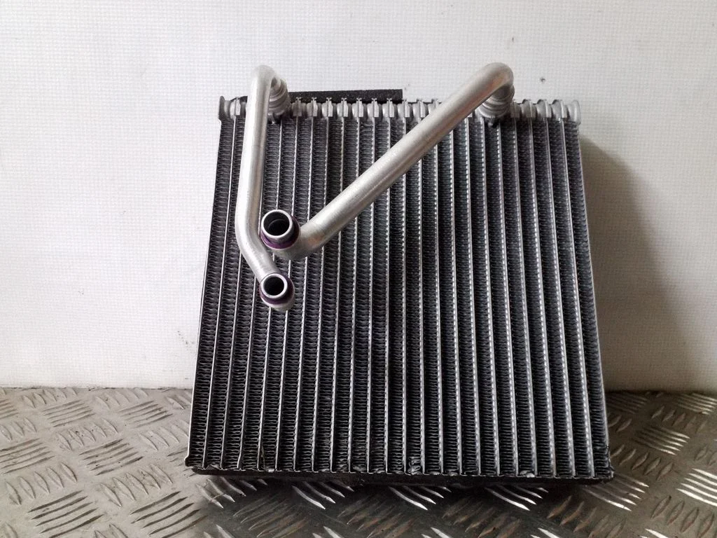 Air conditioning (A/C) radiator (interior)