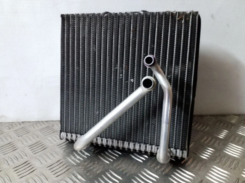 Air conditioning (A/C) radiator (interior)