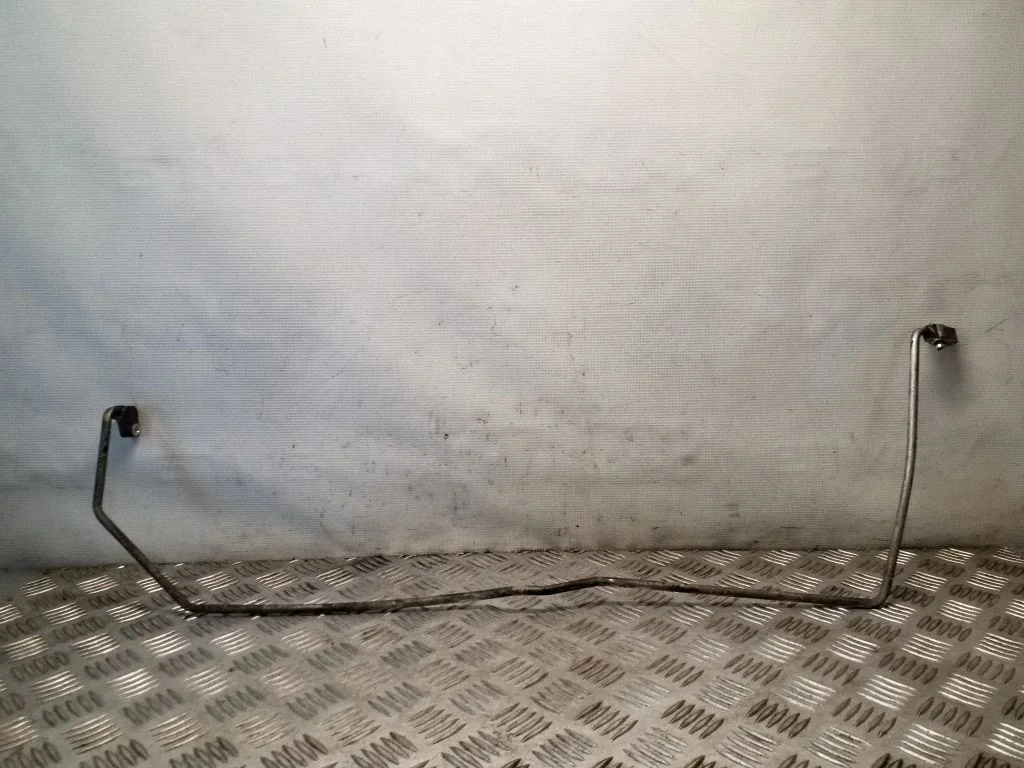 Air conditioning (A/C) pipe/hose