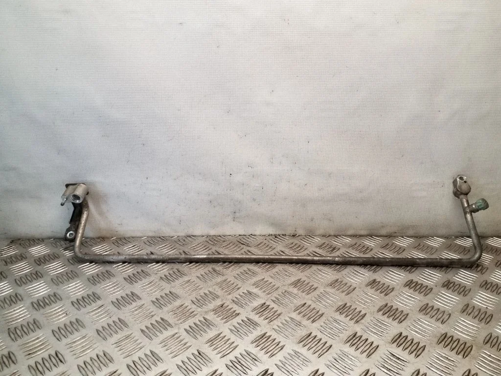 Air conditioning (A/C) pipe/hose