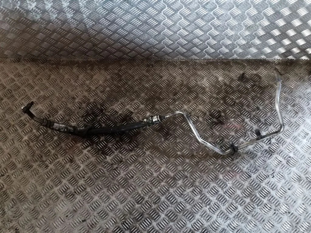 Air conditioning (A/C) pipe/hose