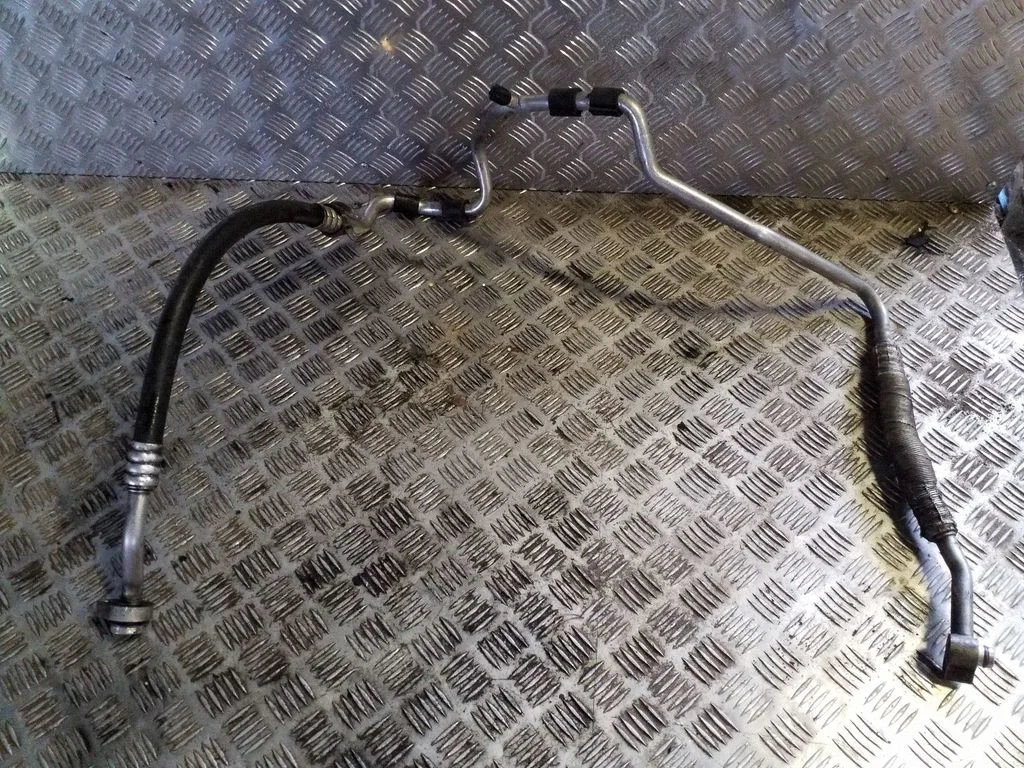 Air conditioning (A/C) pipe/hose 1T0820743BR