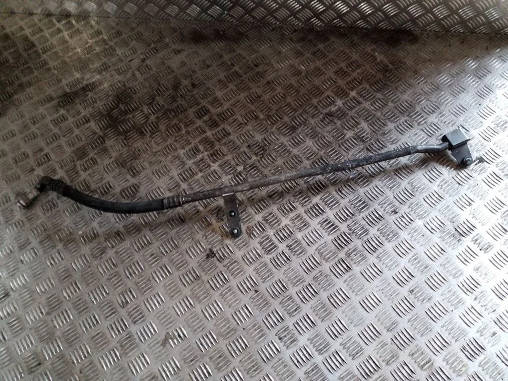 Air conditioning (A/C) pipe/hose 9201927