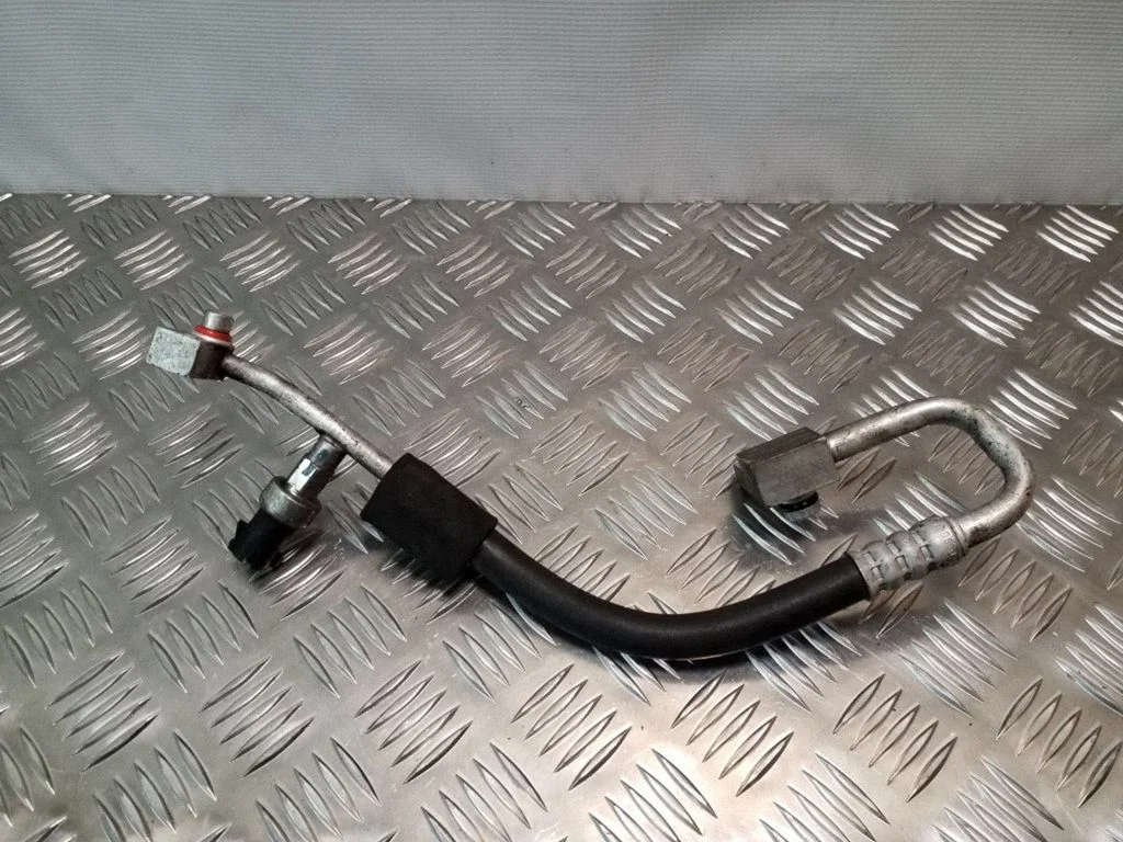 Kliimaseadme toru / voolik 05005212A – Chrysler Grand Voyager IV (2001-2007)